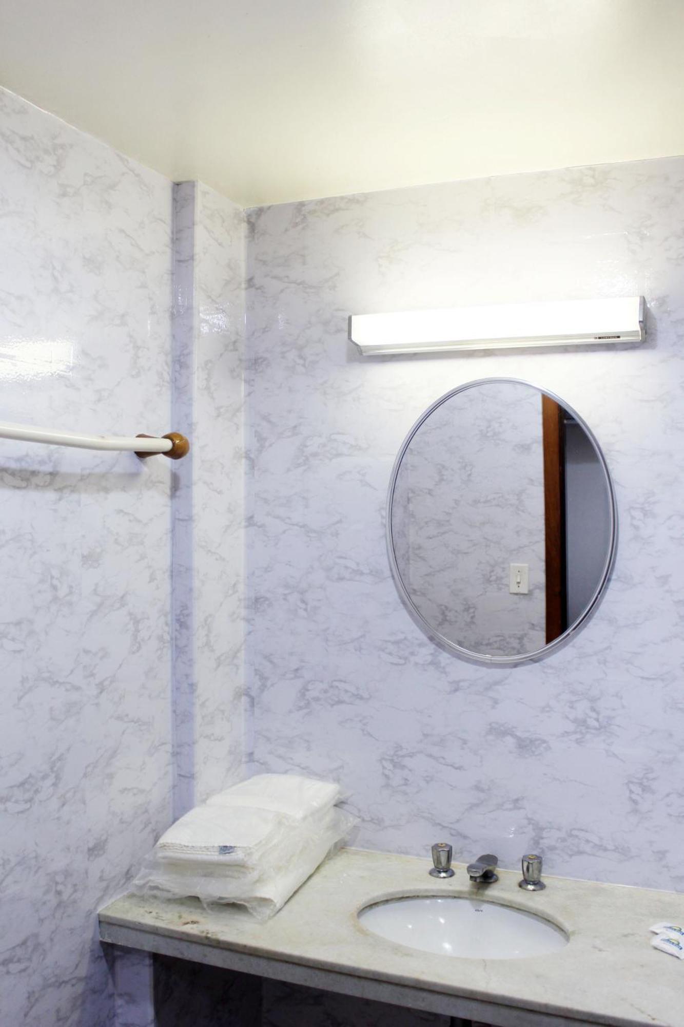 Days Inn By Wyndham Uberlândia Buitenkant foto
