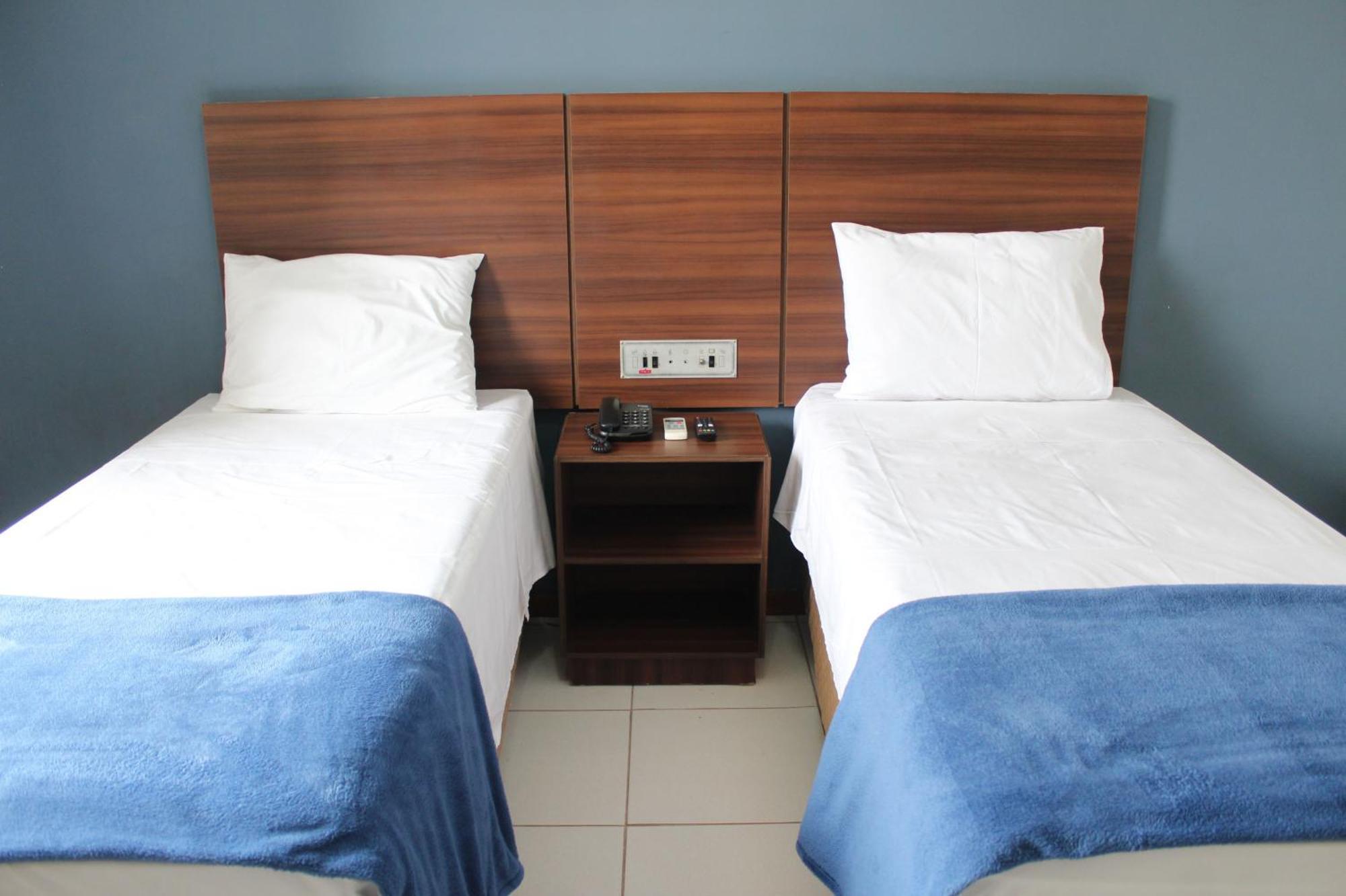Days Inn By Wyndham Uberlândia Buitenkant foto